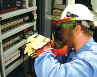 troubleshooting live equipment, testing a contactor