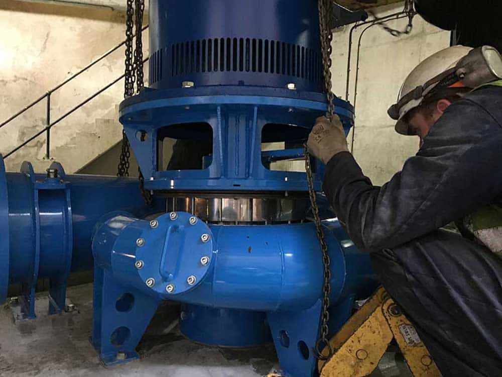 maint tech performing Reliability and Maintenance in Hydropower Facilities